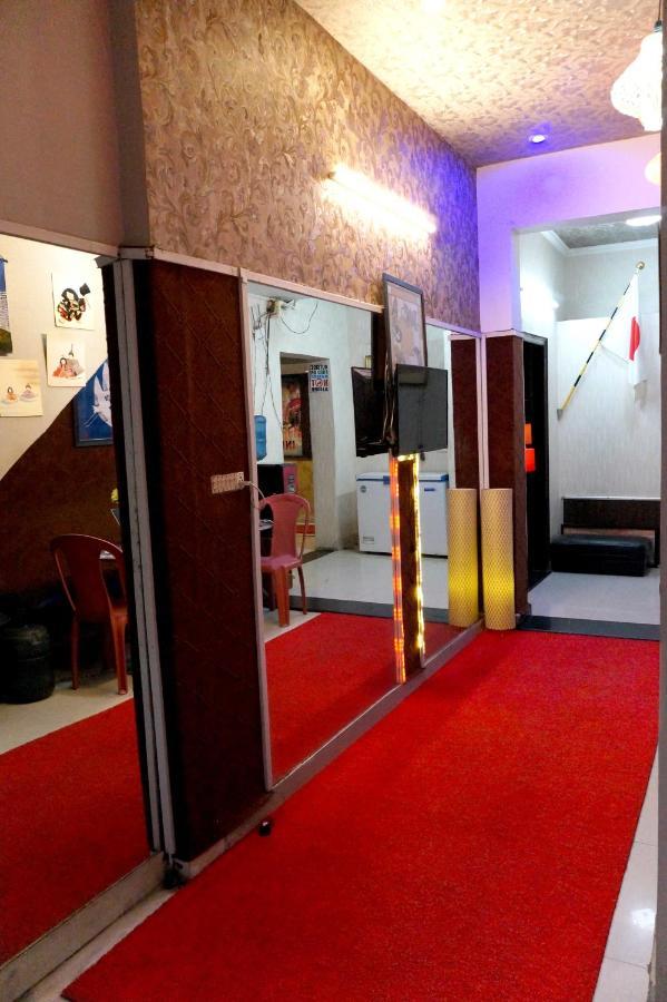 Osakataj Ξενοδοχείο Agra  Εξωτερικό φωτογραφία